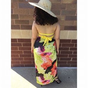 ✨Wrap swim suit top with a sarong wrap✨